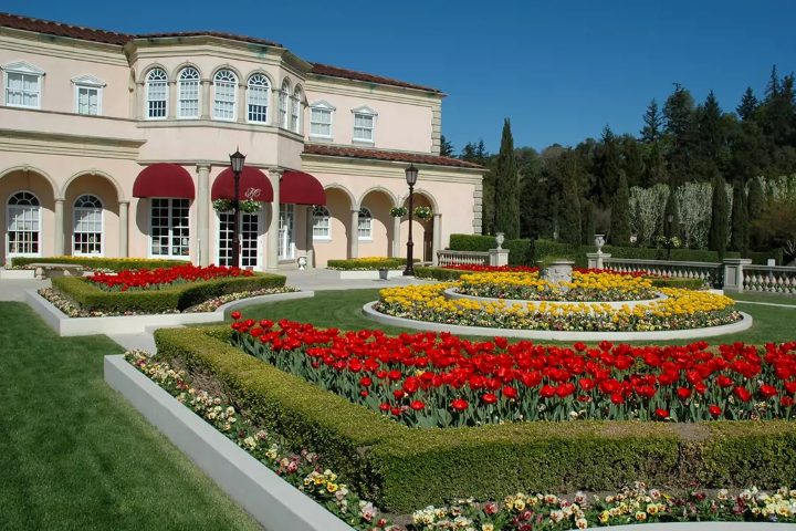 Foley Family Wines To Acquire Ferrari-Carano