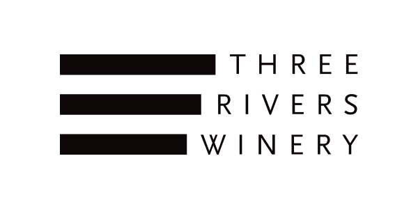 logo three rivers winery