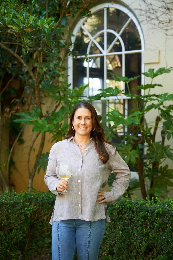 23 MariWellsCoyle v 2000