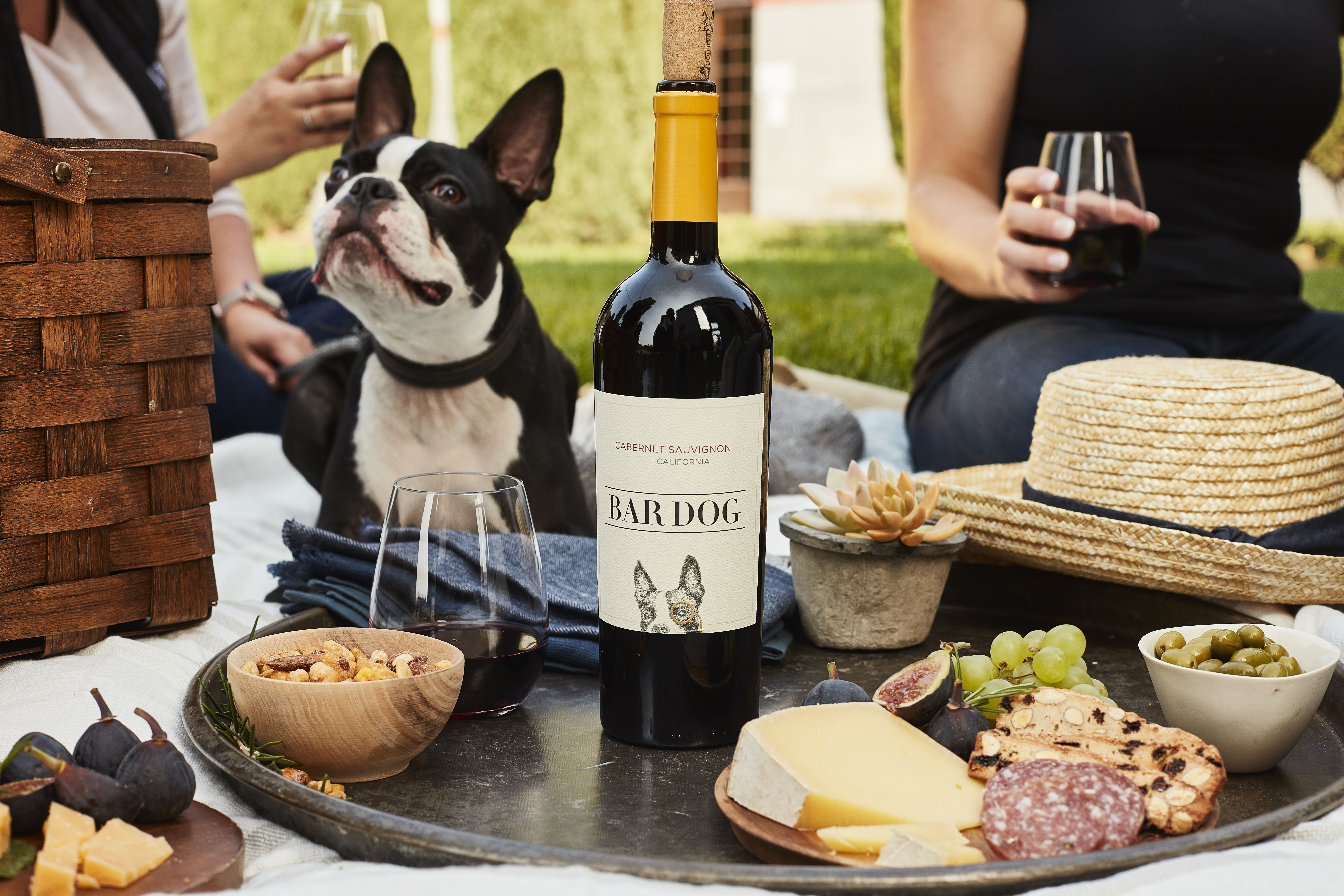 Raise a Glass to Man’s Best Friend: Bar Dog Wine Partners with Best Friends Animal Society to Save Shelter Pets with ‘Make Your Dog Famous’ Campaign